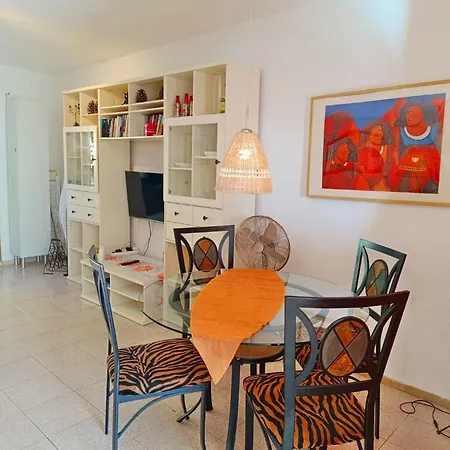 Casa Sarita - Well Maintained House In With Pool شاليه *