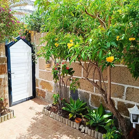 Casa Sarita - Well Maintained House In With Pool * Chayofa