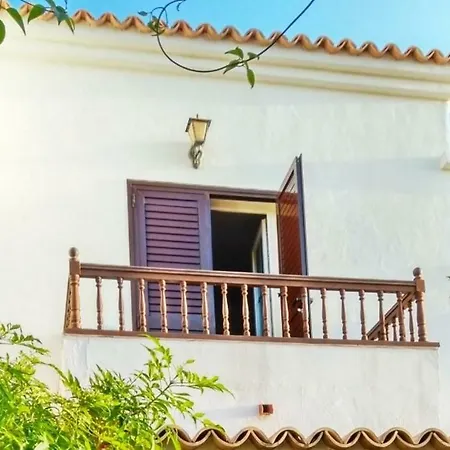 Casa Sarita - Well Maintained House In With Pool * Chayofa