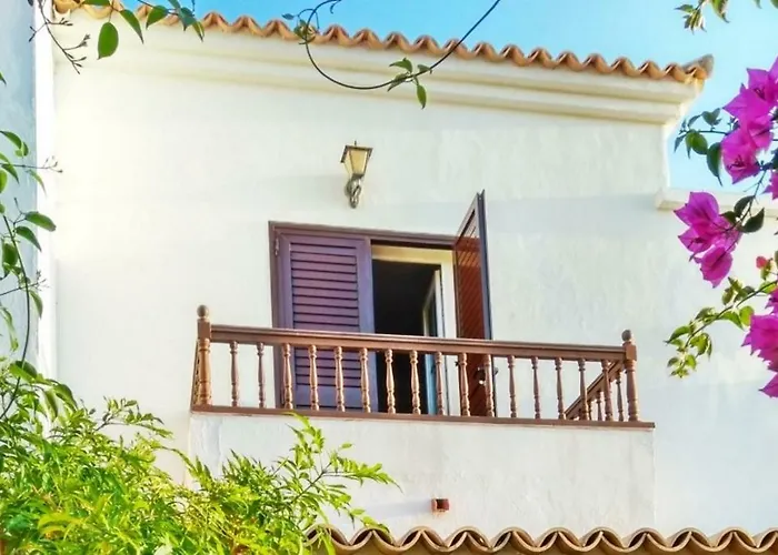 Casa Sarita - Well Maintained House In With Pool * Chayofa