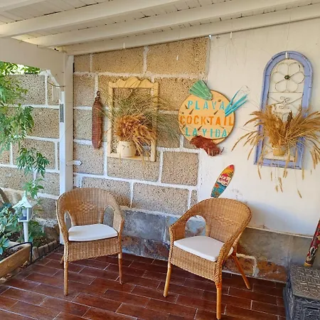 Casa Sarita - Well Maintained House In With Pool Chayofa