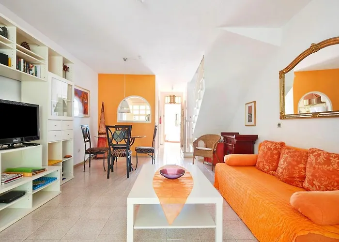 Casa Sarita - Well Maintained House In With Pool
